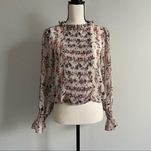 Zara Dainty Floral Bell Sleeve Top - Picture 7 of 11